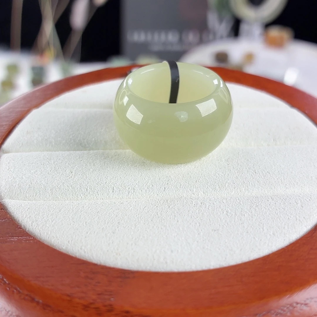 和田玉未镶嵌戒指i61果绿墩墩17.0不退换24h