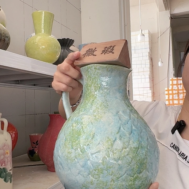 景德镇陶瓷花瓶工厂