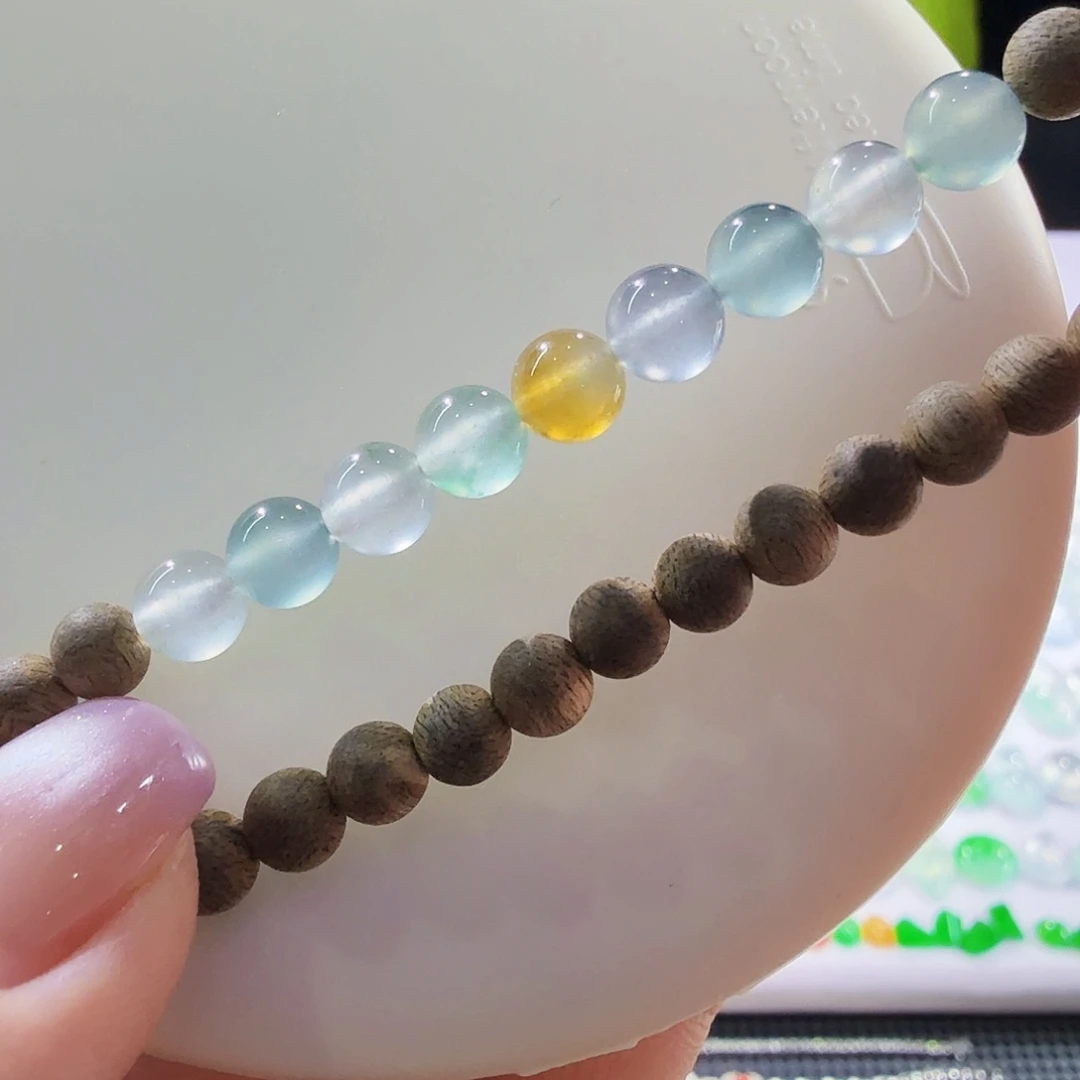 翡翠未镶嵌颈饰裸石