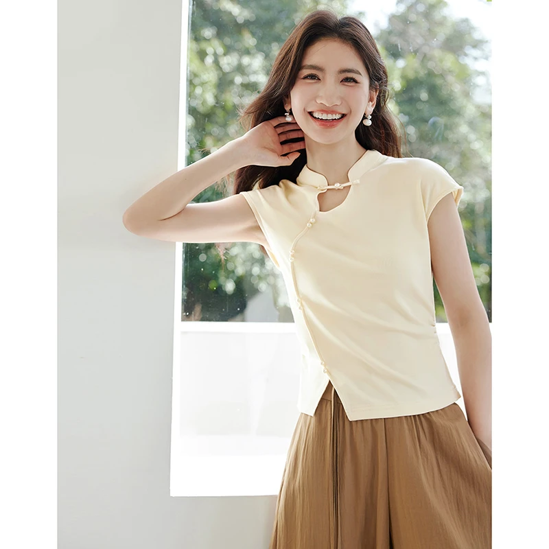 Z朗文斯汀2025新款新中式珍珠盘扣立领不规则修身设计短袖小衫