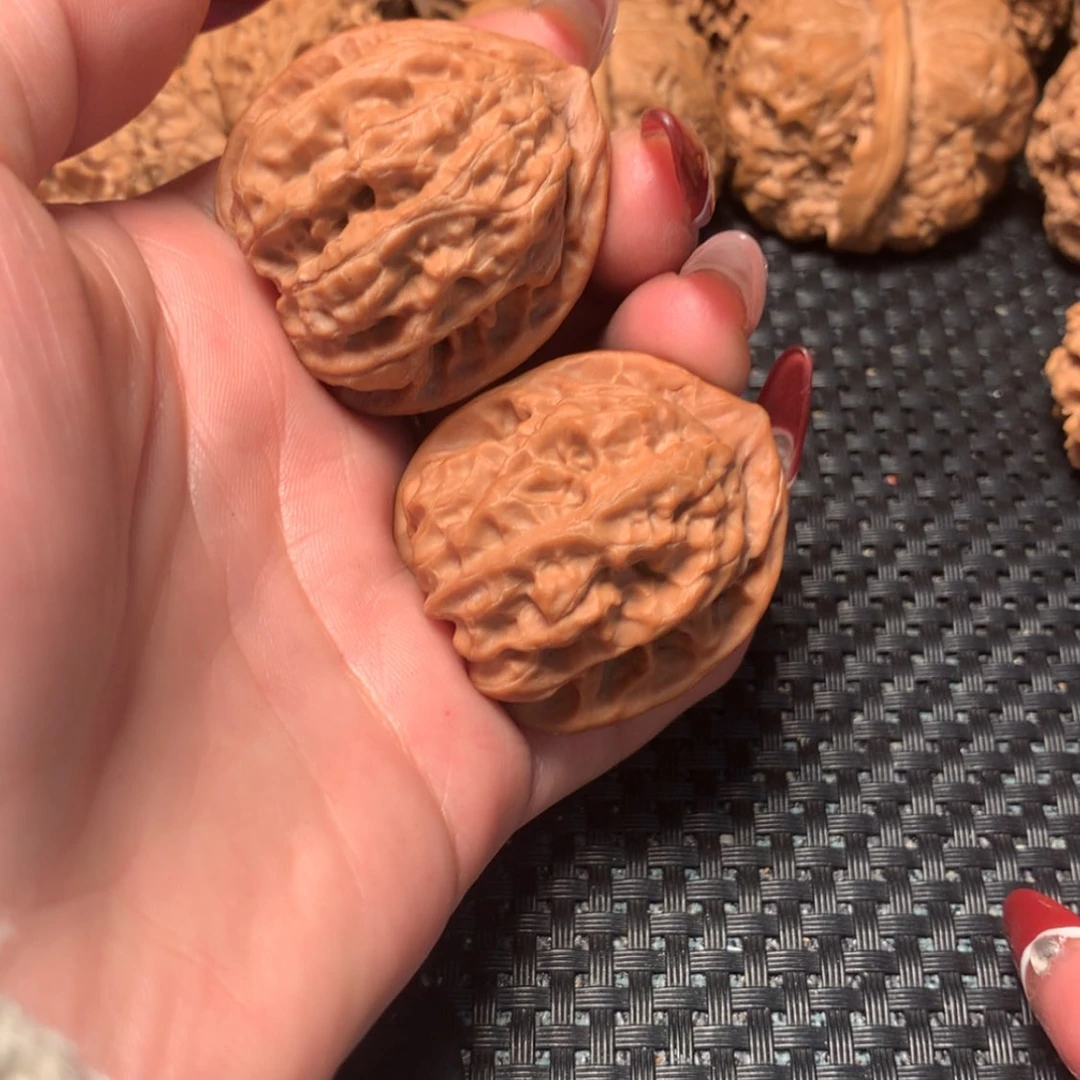 【闪购商品】文玩核桃吊坠磐石