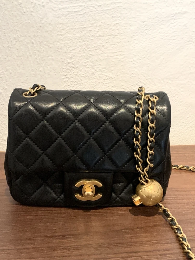 99新 Chanel/香奈儿 HIHI21B黑金金球菱格纹羊皮方胖子JL