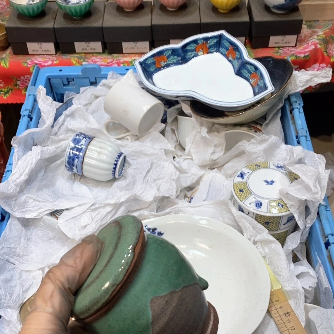 瓷片L****e是哈哈哈哈哈哈