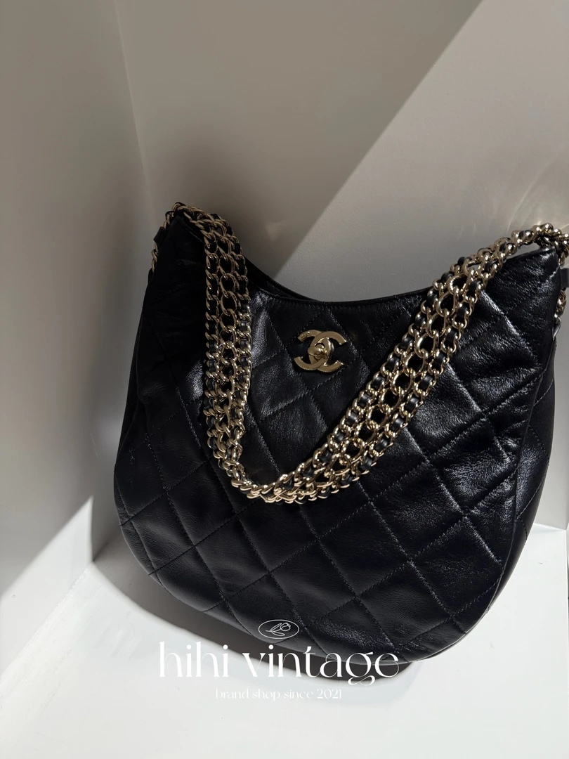 99新 Chanel/香奈儿 22P 黑金羊皮瀑布皮穿链hobo包 /14385856