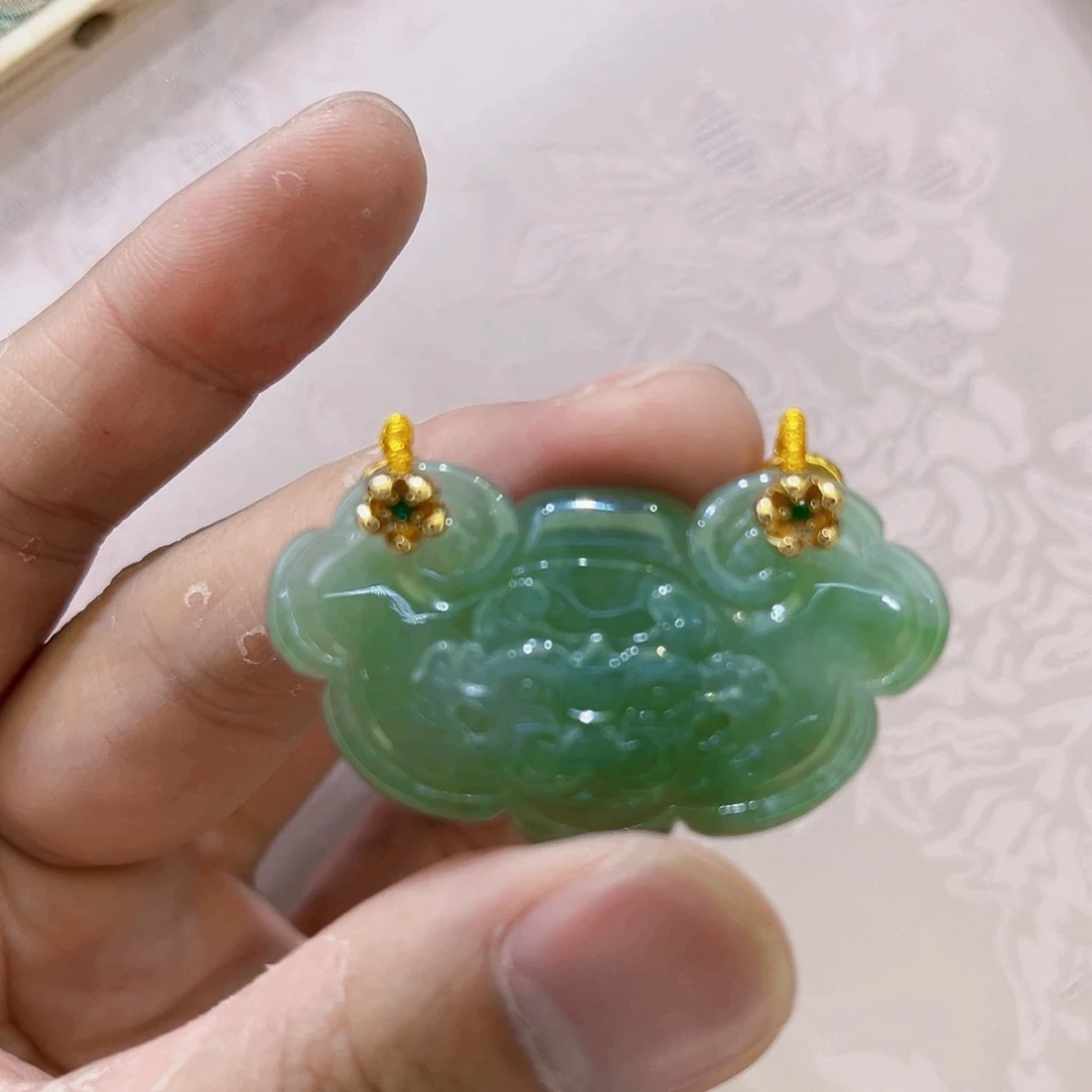 翡翠合金吊坠(赠链)国风
