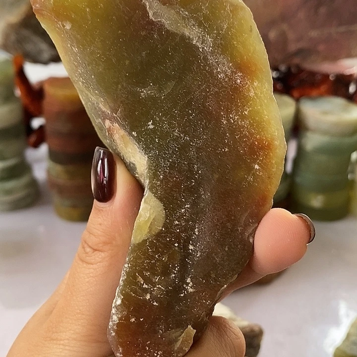 未镶嵌蛇纹石玉主播竞选