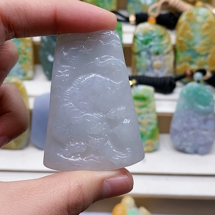 颈饰未镶嵌翡翠翡翠A货