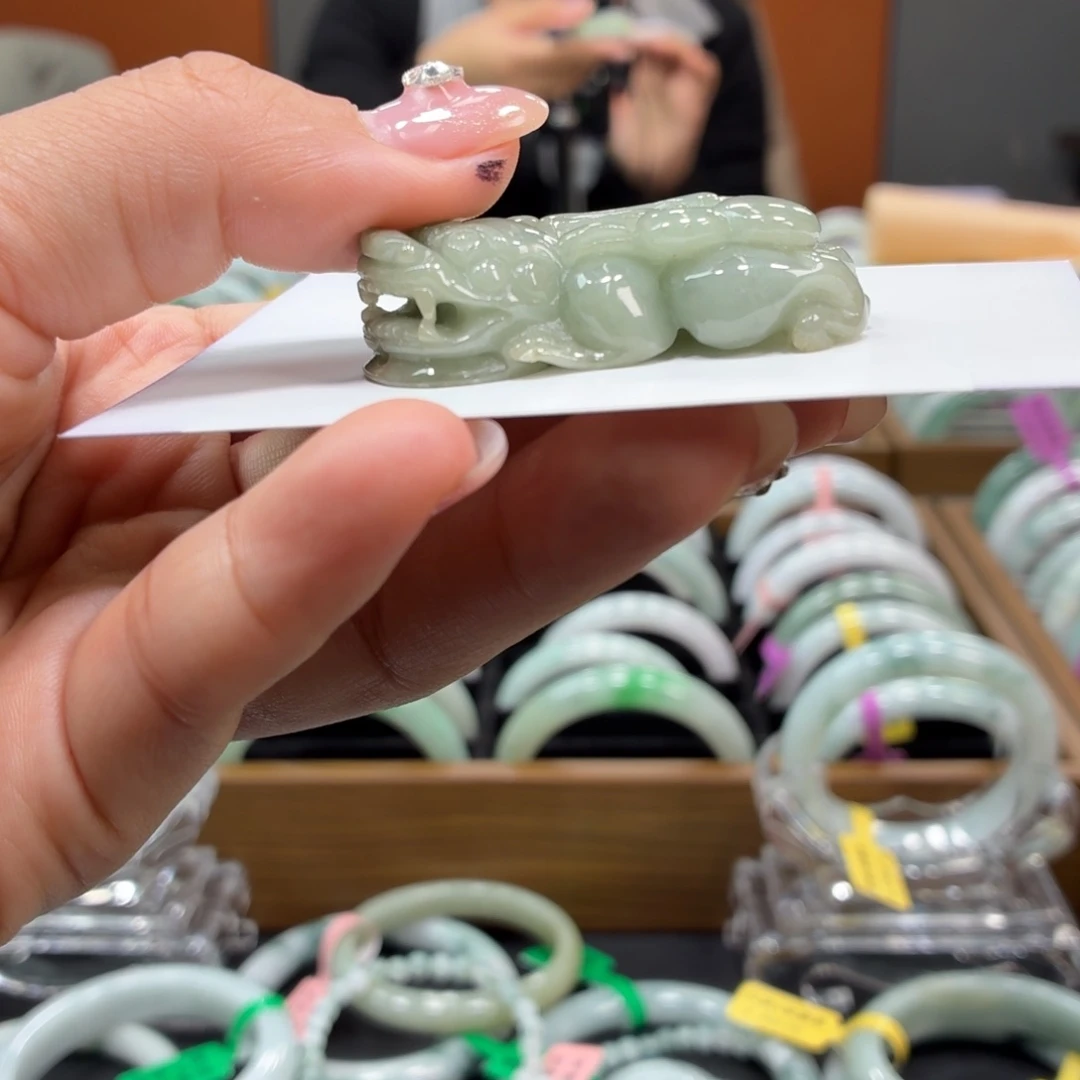 翡翠未镶嵌挂件555555