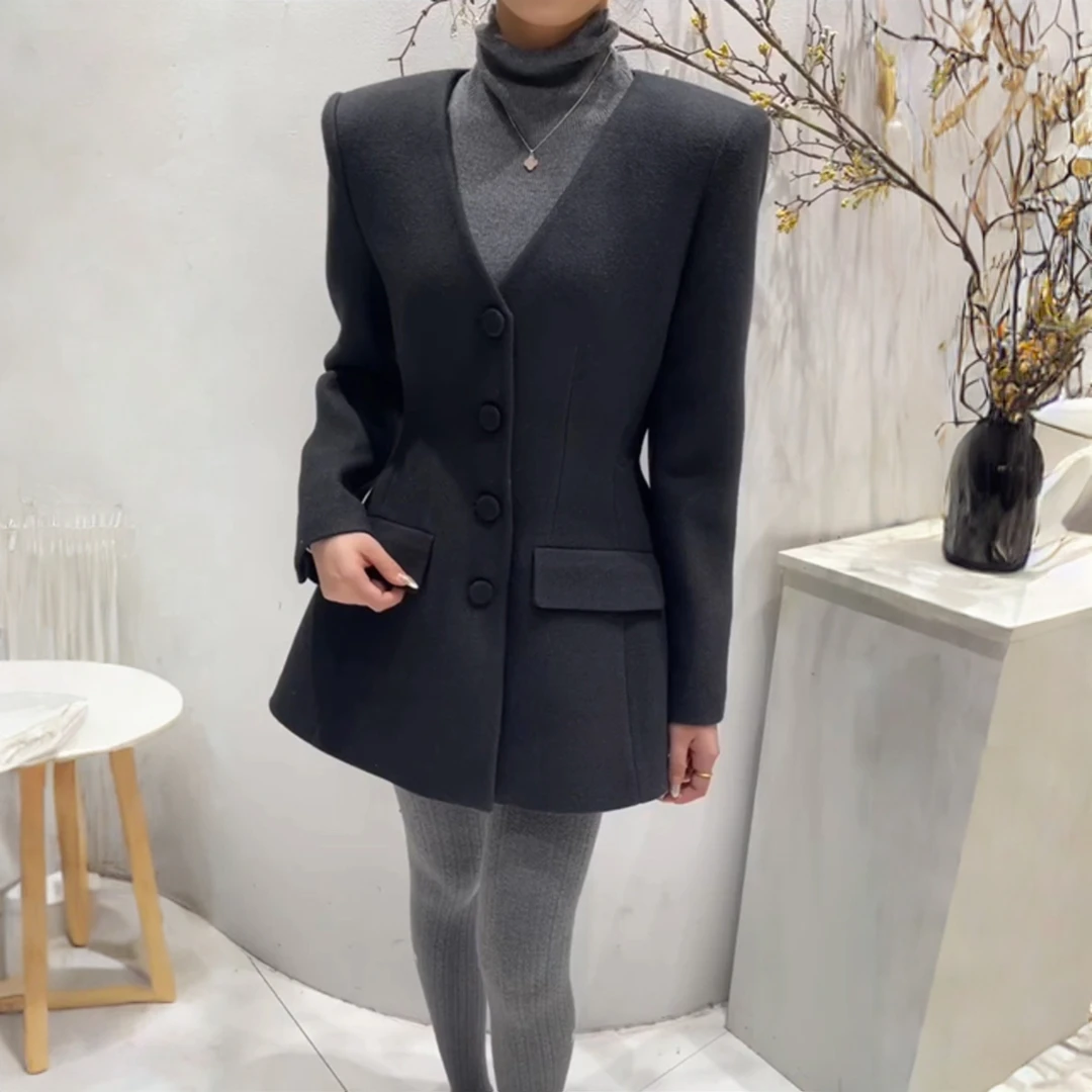 法式小香风呢子大衣女秋冬高级感轻奢简约时髦单排扣纯色毛呢外套