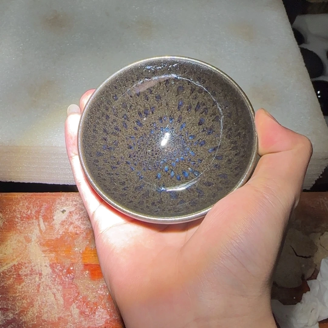 茶盏我在等一两的东西