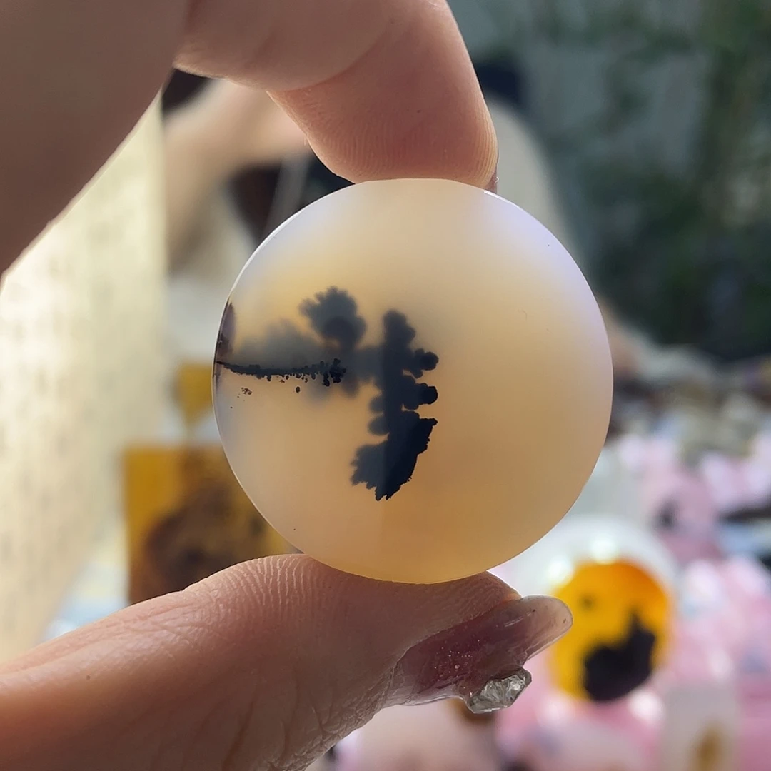 玛瑙/玉髓未镶嵌珠宝奇石