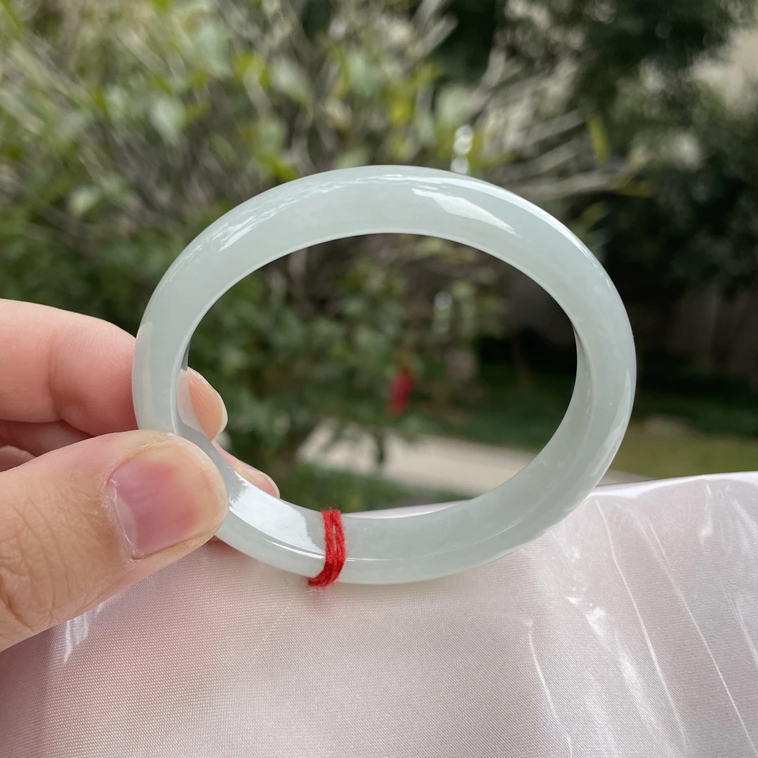 天然翡翠手镯 五十五点四圈口 贵妃