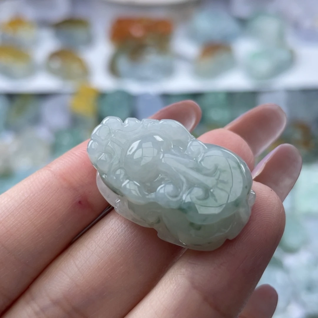 颈饰未镶嵌翡翠貔貅4