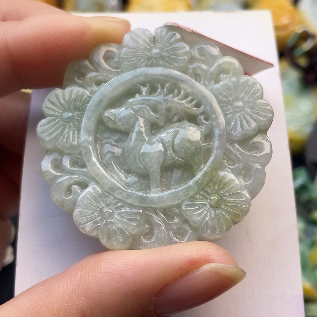 翡翠未镶嵌颈饰翡翠吊坠