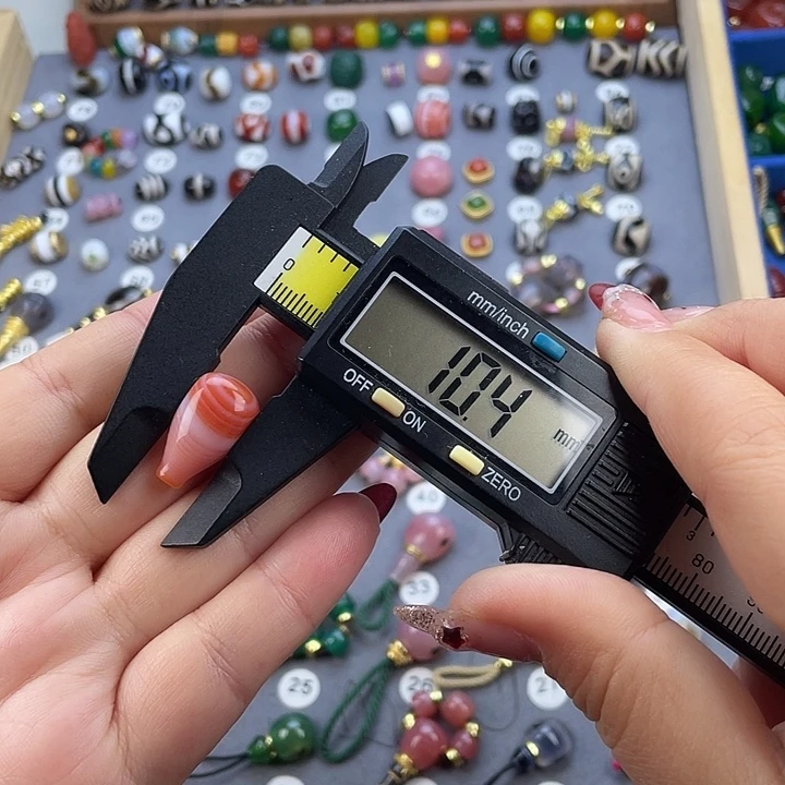 玛瑙/玉髓未镶嵌饰品