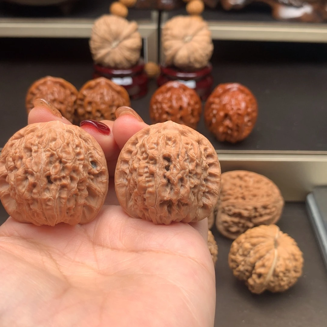 吊坠文玩核桃血麒麟