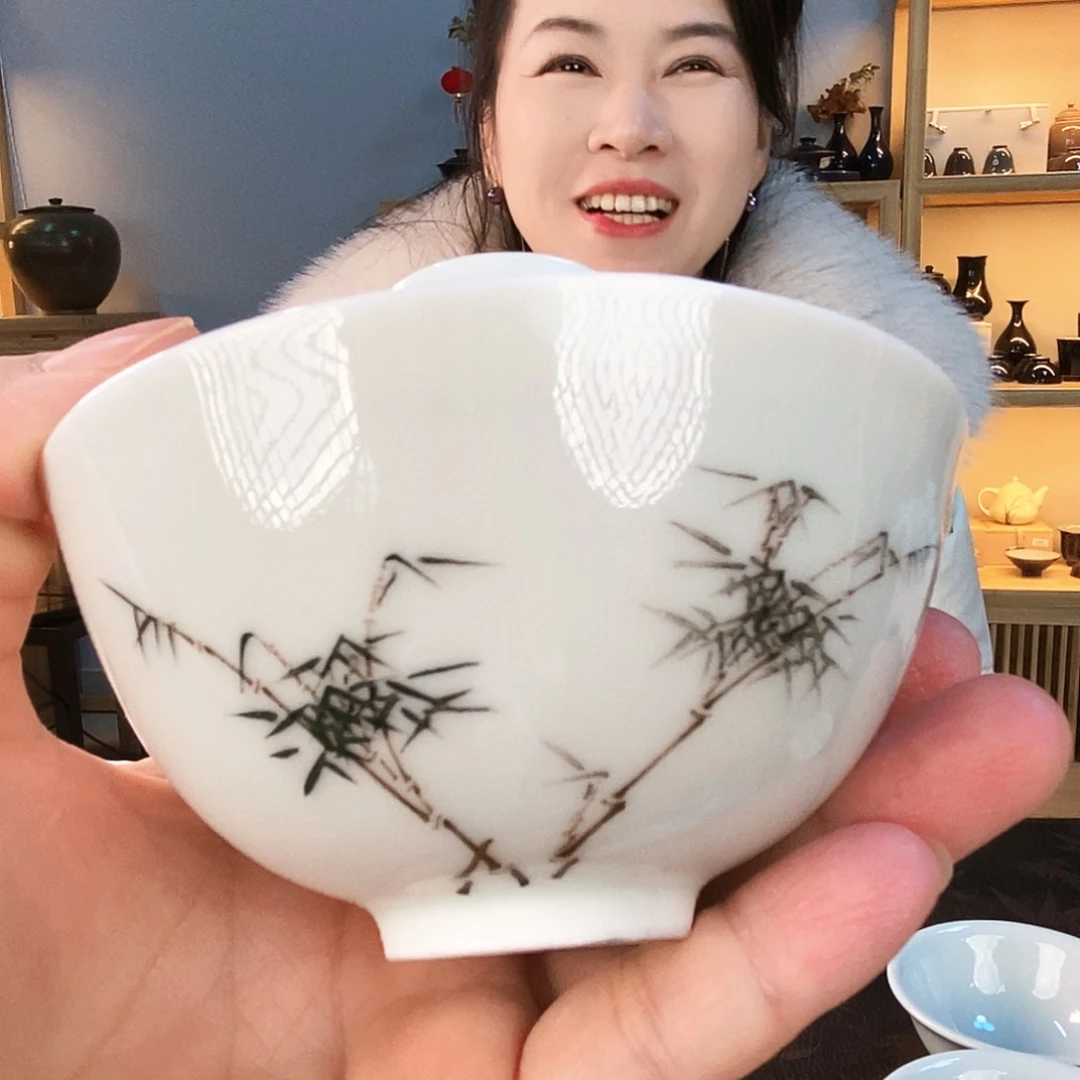 戏墨白釉竹纹两才盖碗