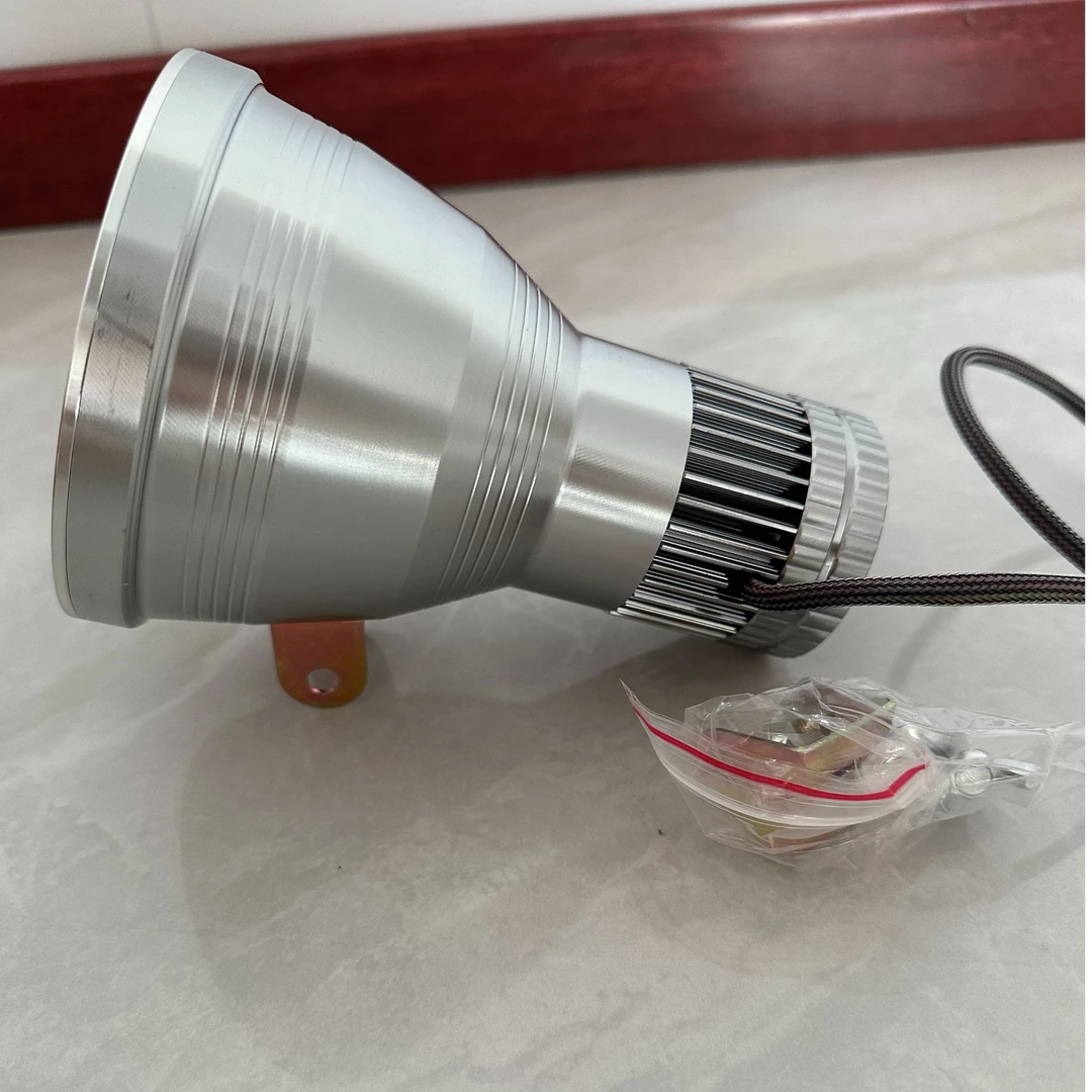 歼灭炮100w手持款头戴式6两重探照灯聚光远射强光可调节户外适用