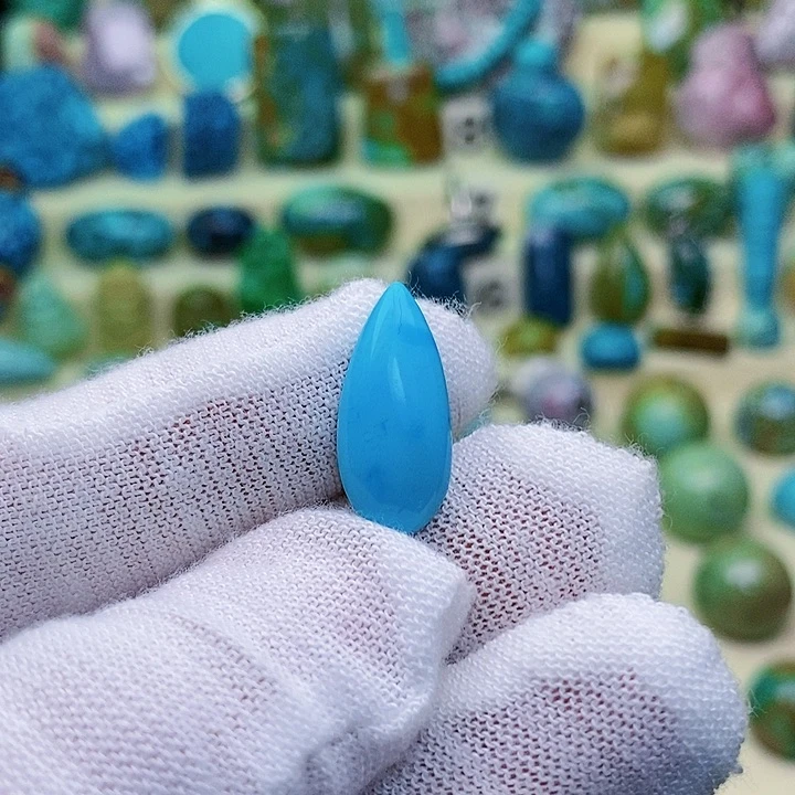 绿松石配饰未镶嵌