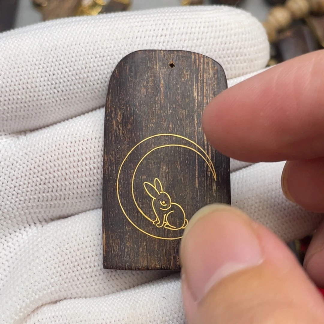 吊坠沉香沉香吊坠