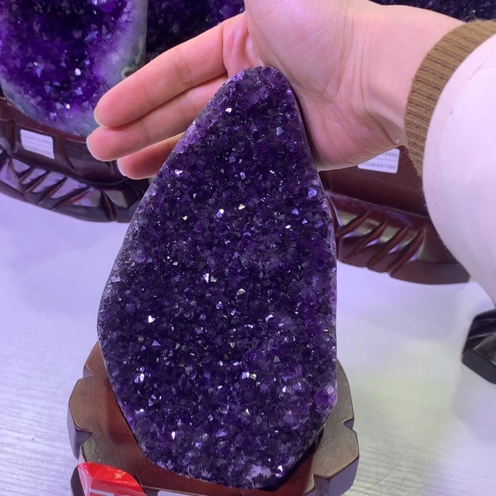 紫晶大型摆件（非配饰）未镶嵌