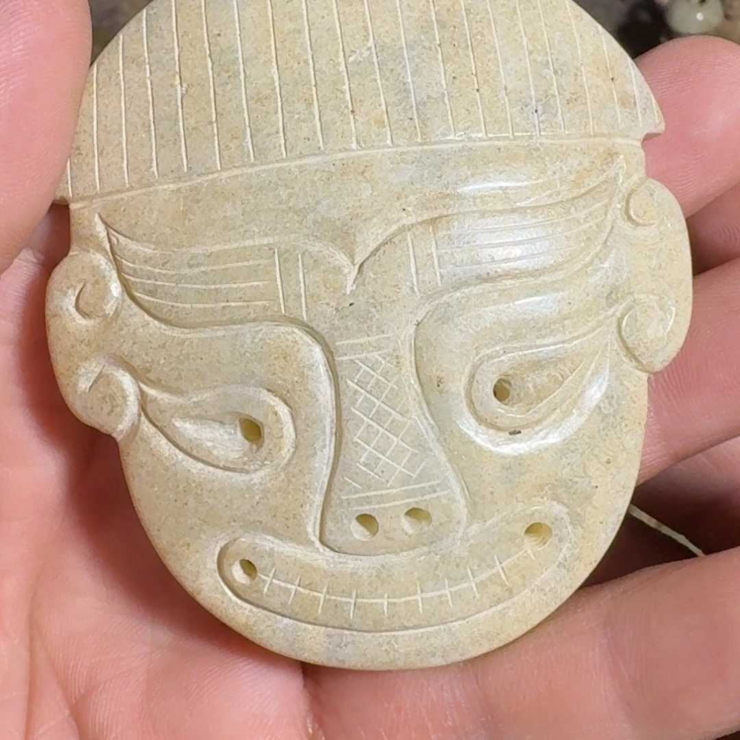 和田玉（糖玉）未镶嵌挂件