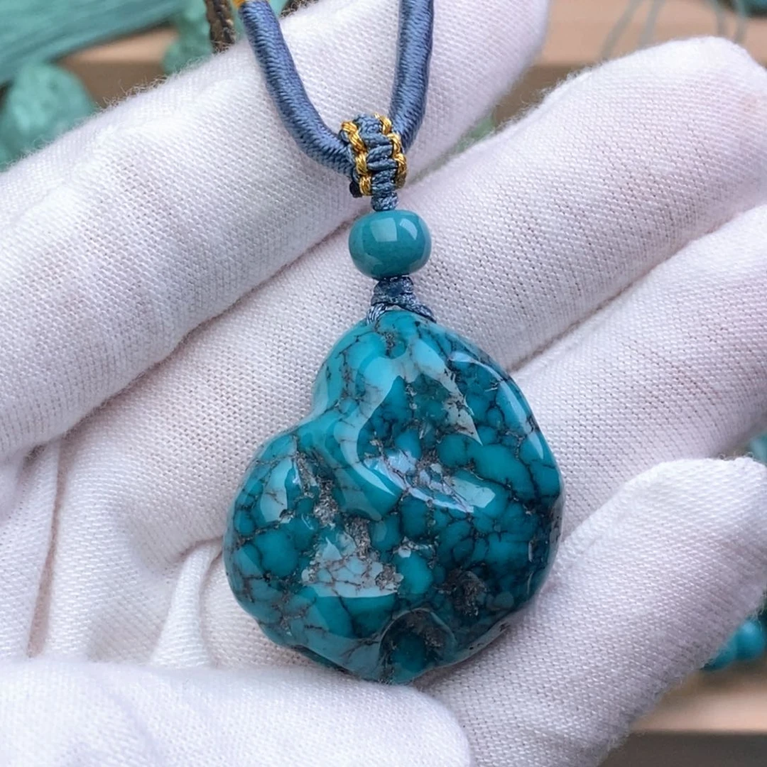 未镶嵌绿松石珠宝奇石