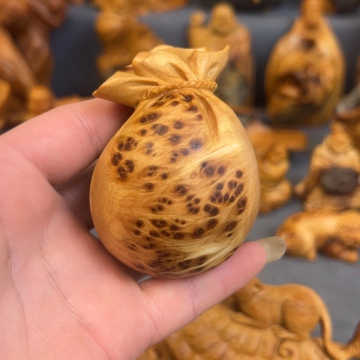 柏木（崖柏）点点关注