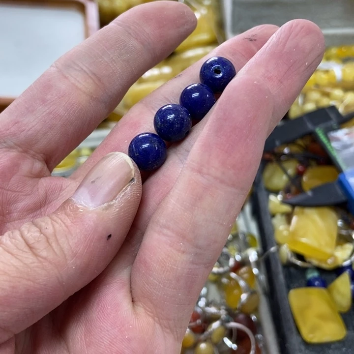 青金石未镶嵌珠多样性发货