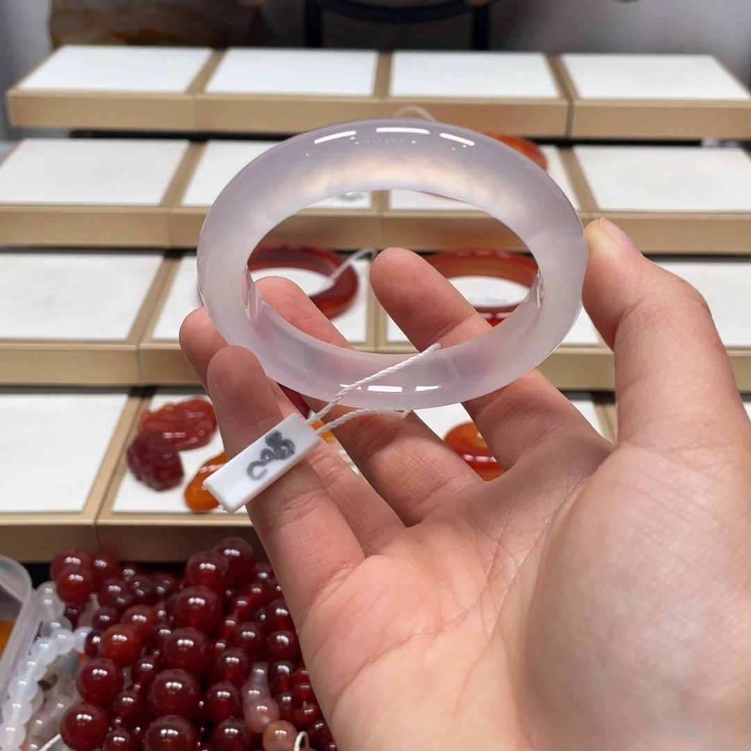 玛瑙/玉髓未镶嵌手镯