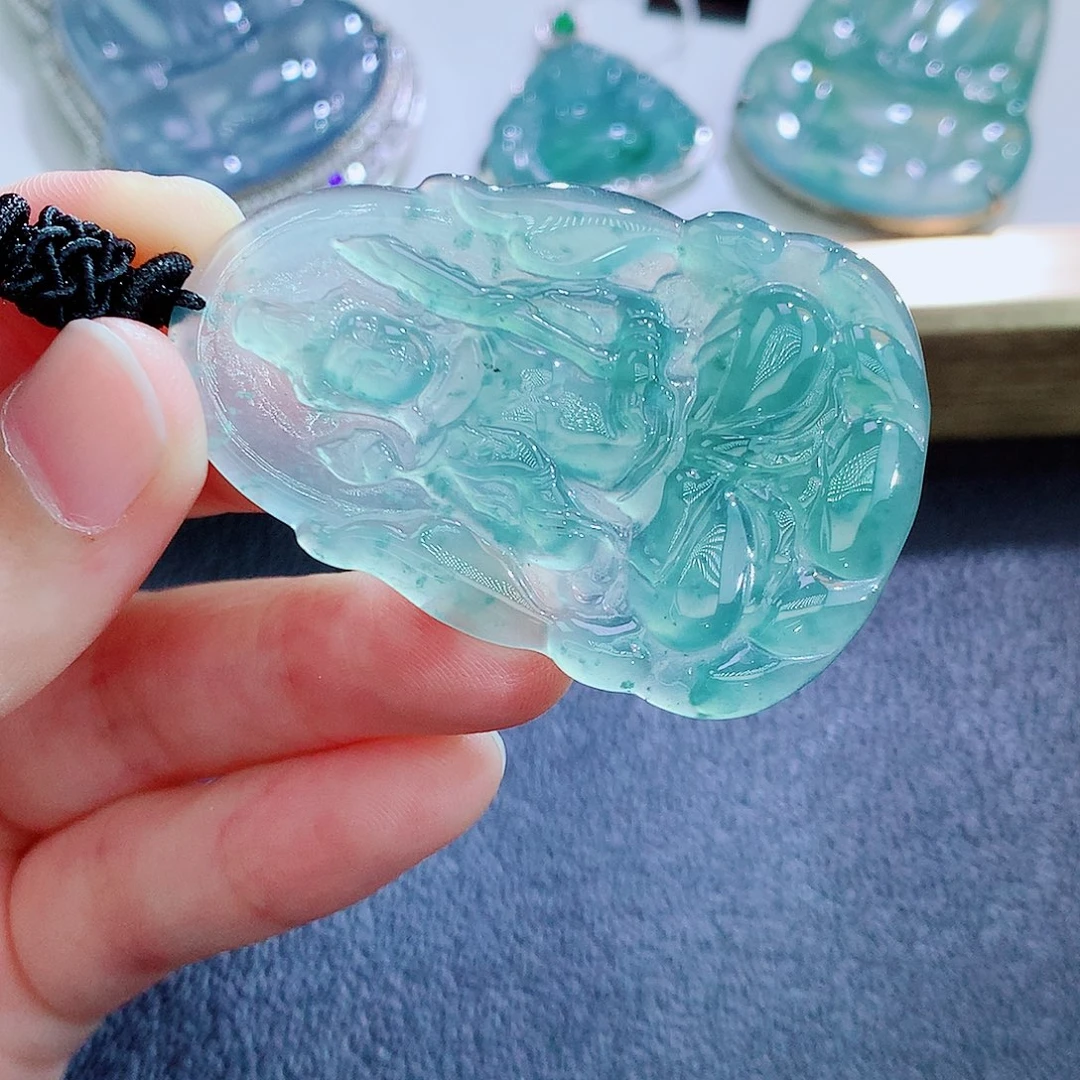 颈饰未镶嵌翡翠翡翠