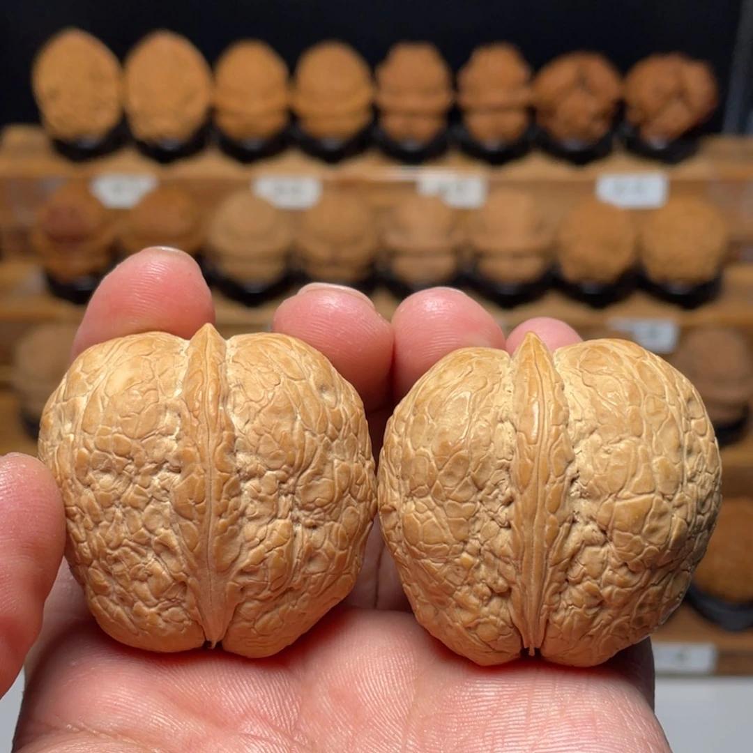 文玩核桃吊坠萌萌包