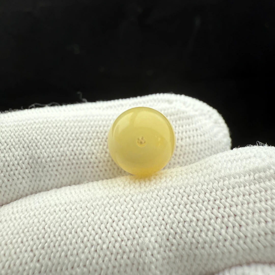 J2630天然蜜原矿蜡墩子10.7*10.2mm支持复检