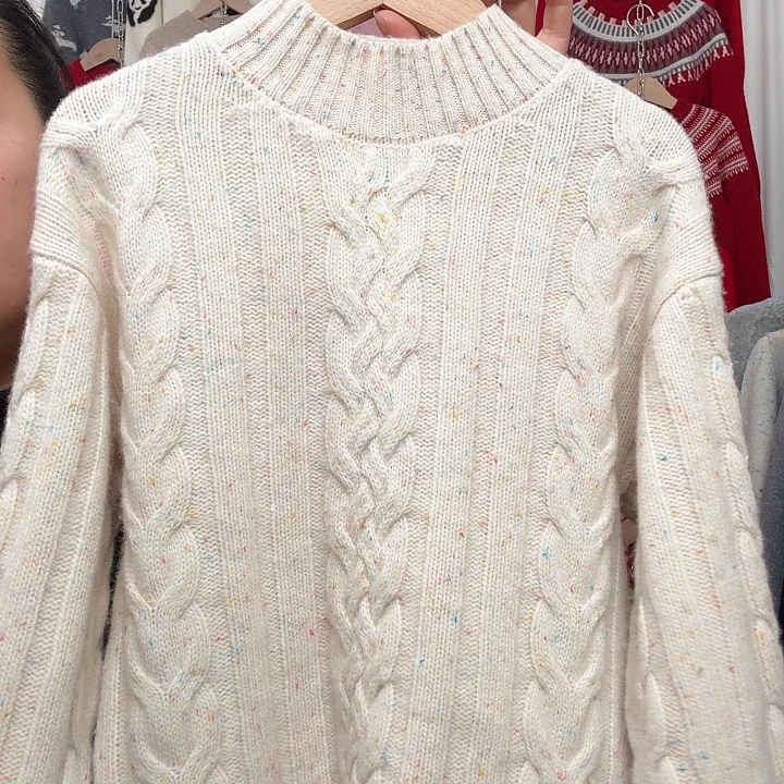 米色花纱三股五针140