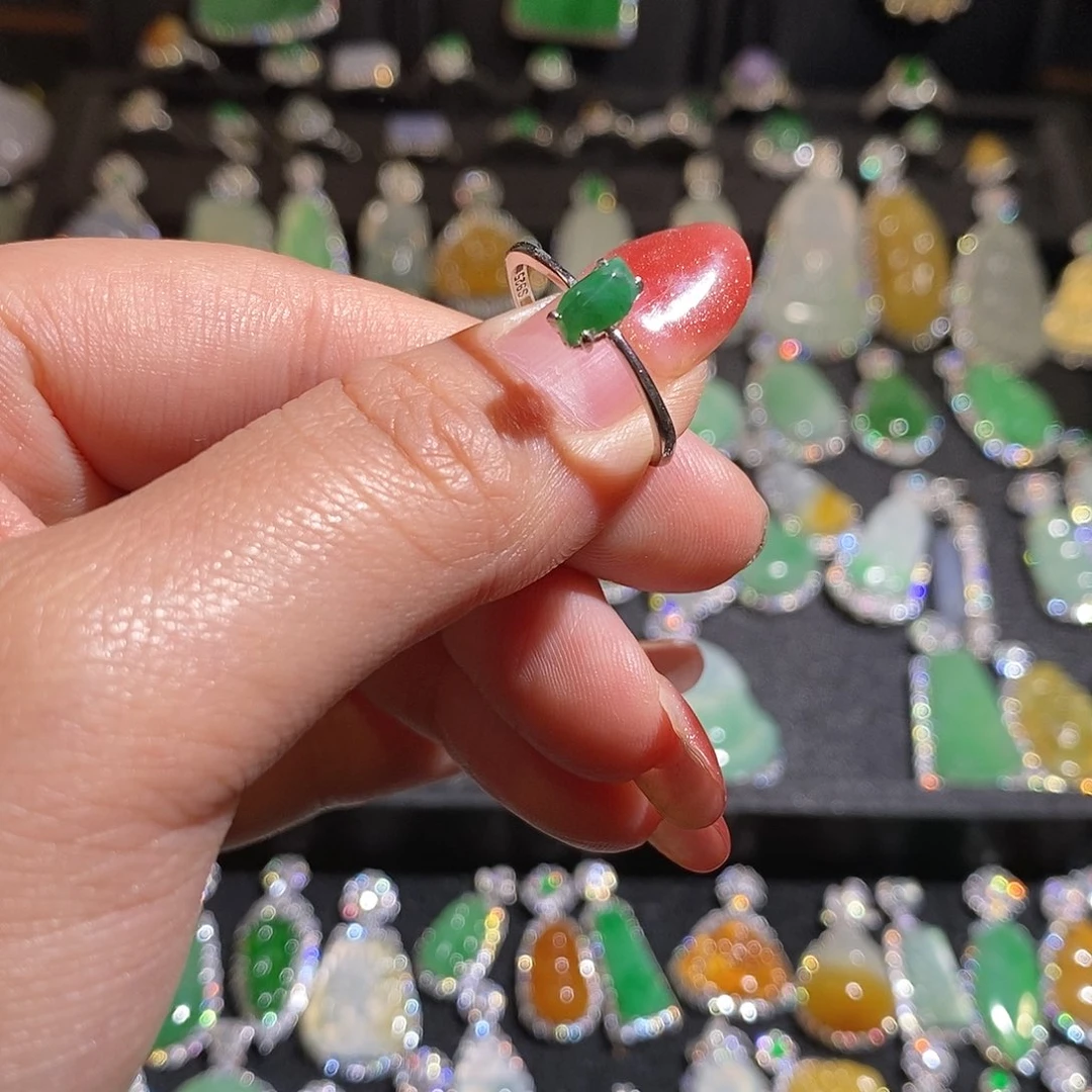 颈饰银S925镶嵌翡翠天然翡翠