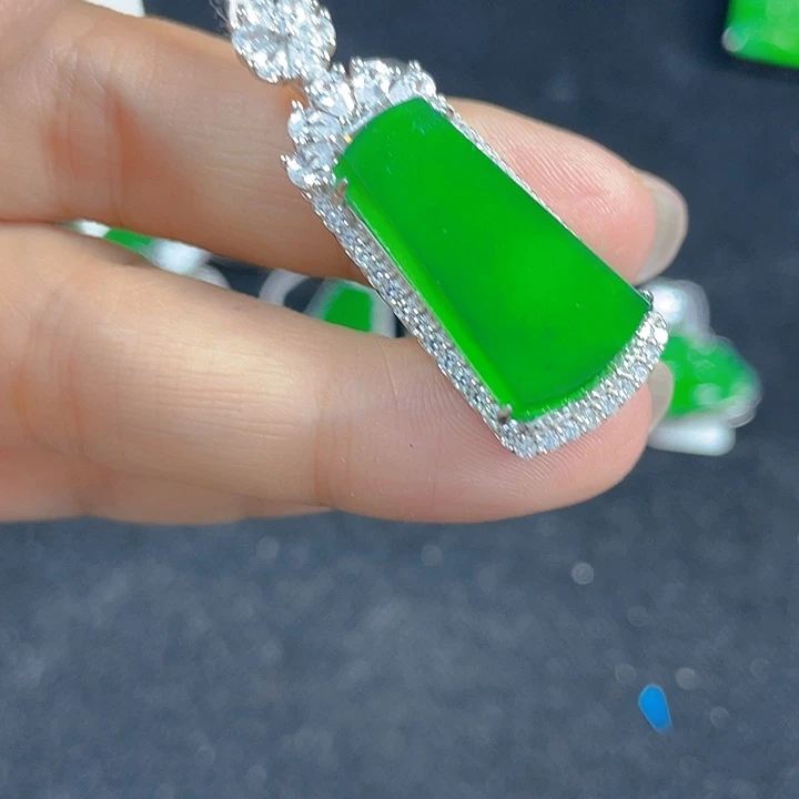 翡翠银S925镶嵌吊坠(不含链)