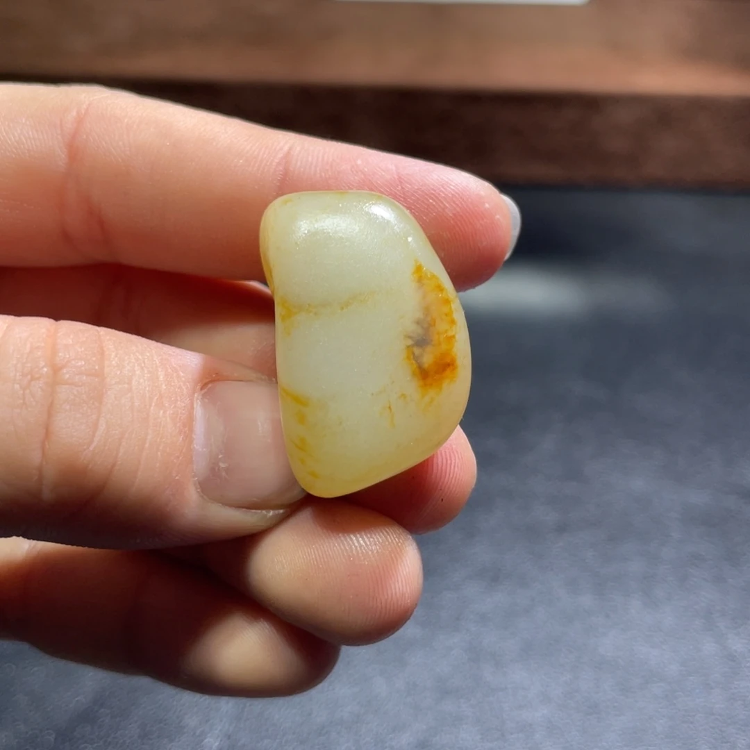 和田玉（子料）未镶嵌挂件10克