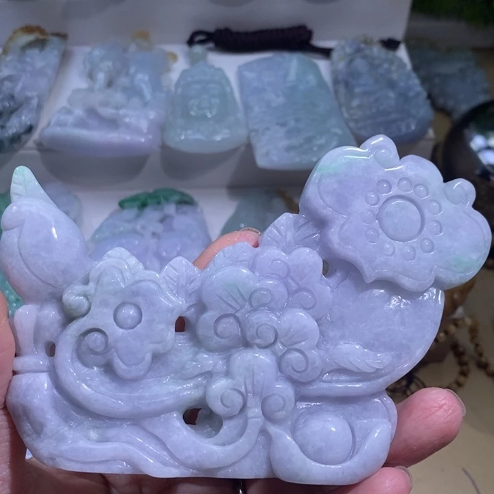 【闪购商品】颈饰未镶嵌翡翠如意
