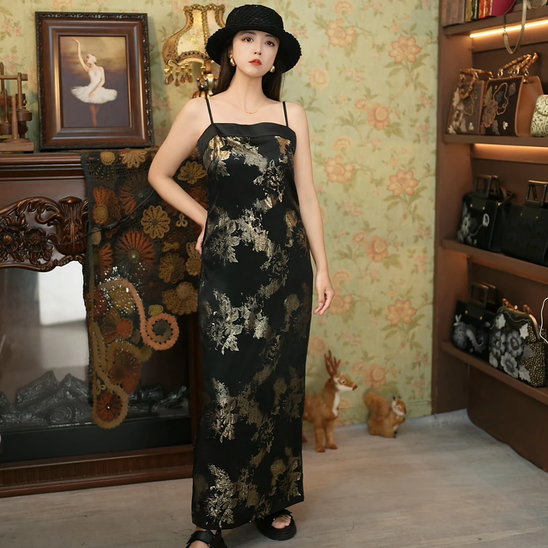 复古鎏金黑色连衣裙 2025夏季新款老钱风国风内搭吊带中长裙子