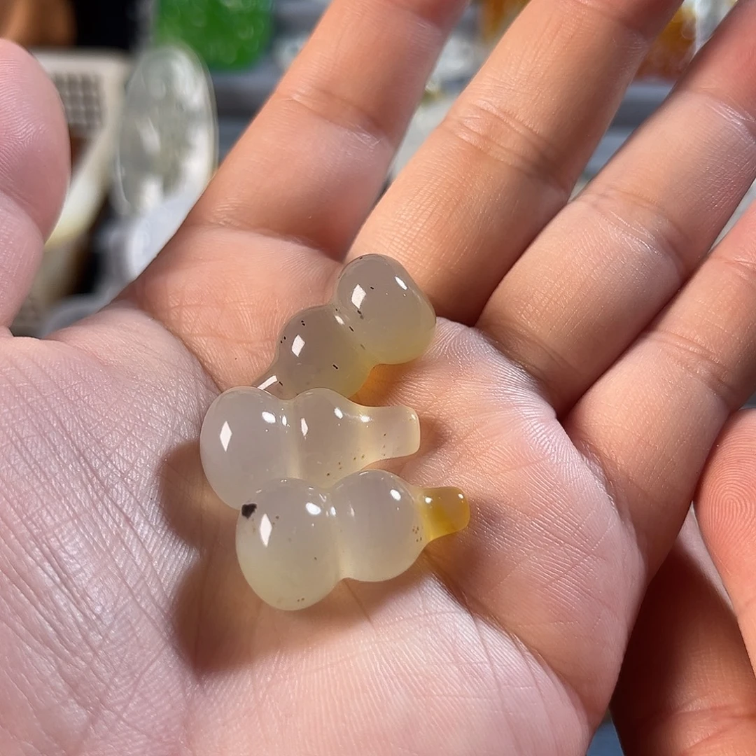 未镶嵌颈饰玛瑙/玉髓