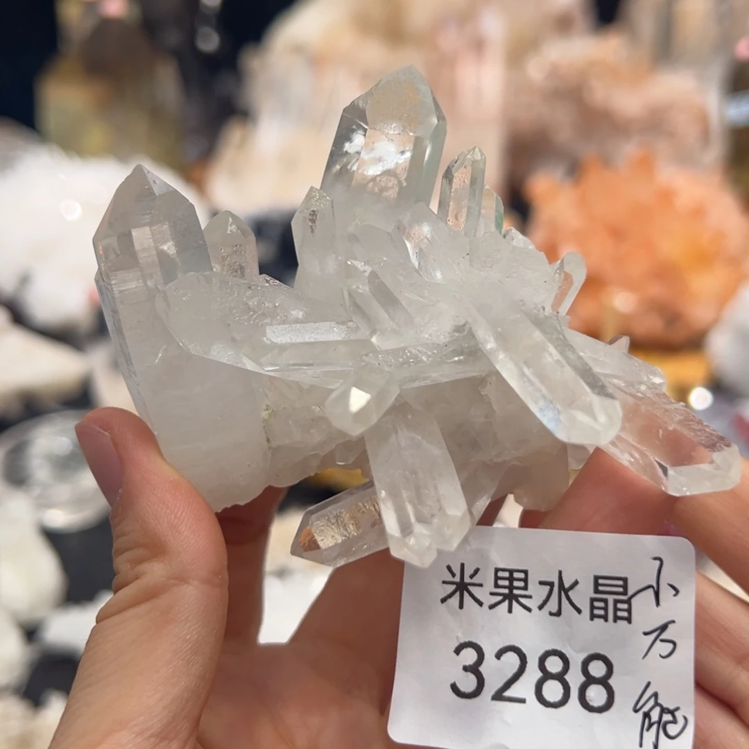海***川未镶嵌珠宝半成品水晶