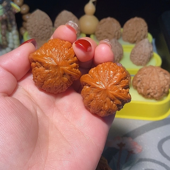 Y****吊坠文玩核桃铁锤