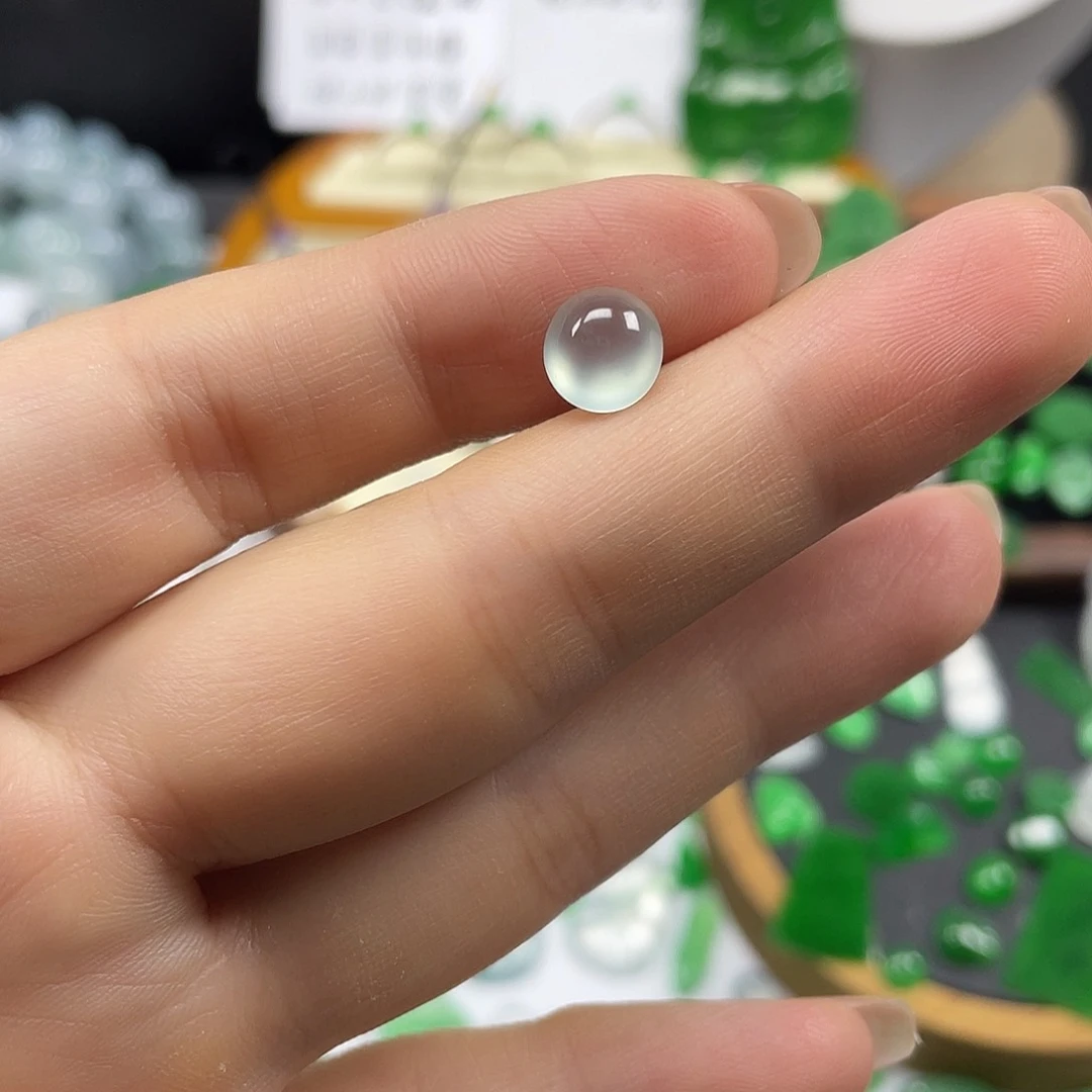 翡翠未镶嵌颈饰林亦珠宝裸石冰蛋面