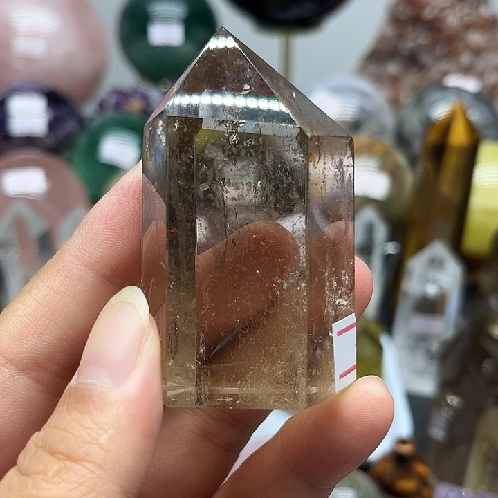 未镶嵌珠宝半成品水晶135克茶水晶柱