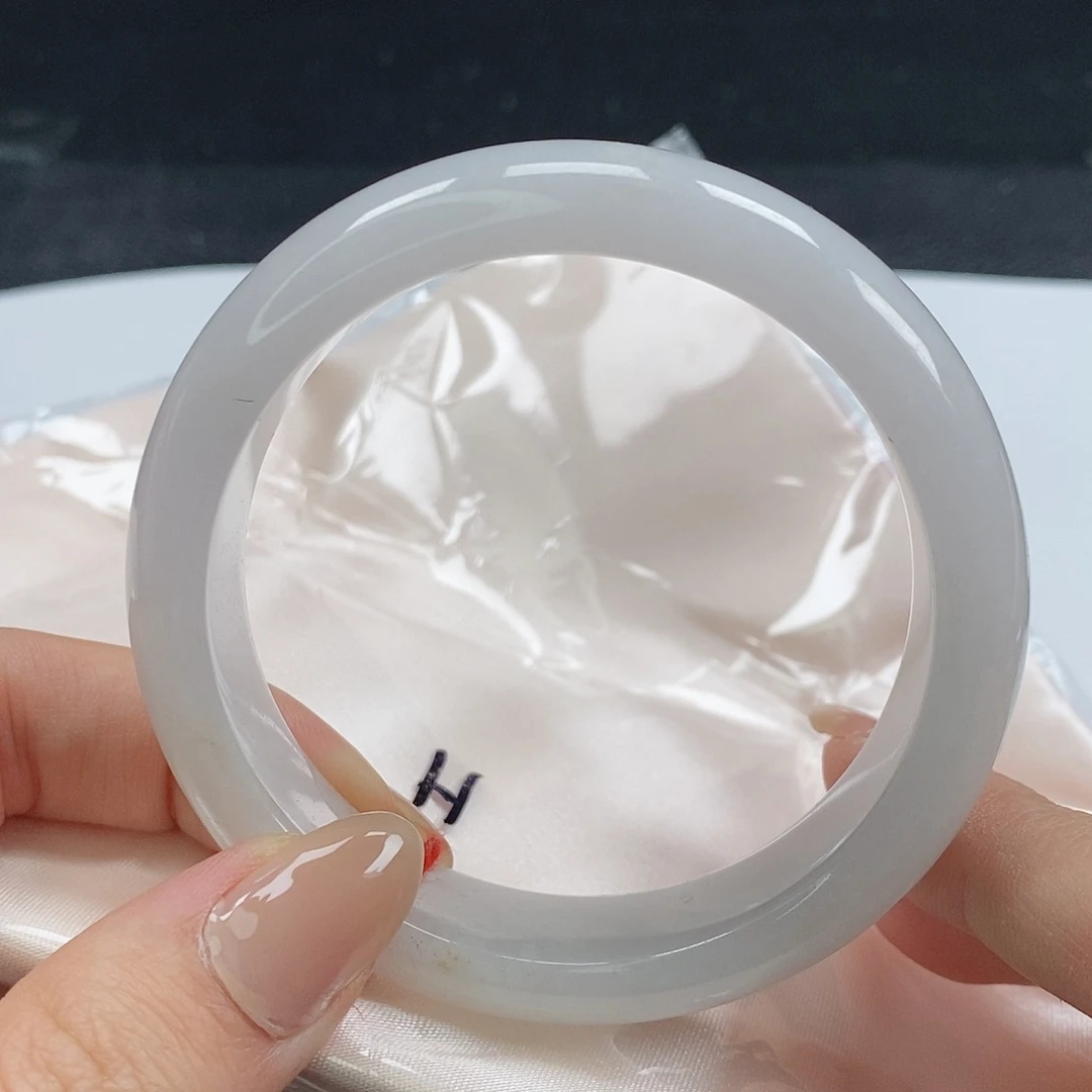 【闪购商品】翡翠手镯未镶嵌231号