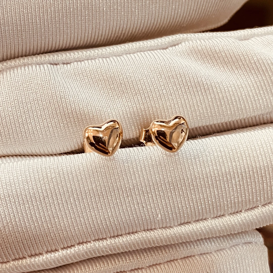 18K金耳钉彩金爱心彩金耳饰AU750养耳洞玫瑰金气质 轻奢时尚简约