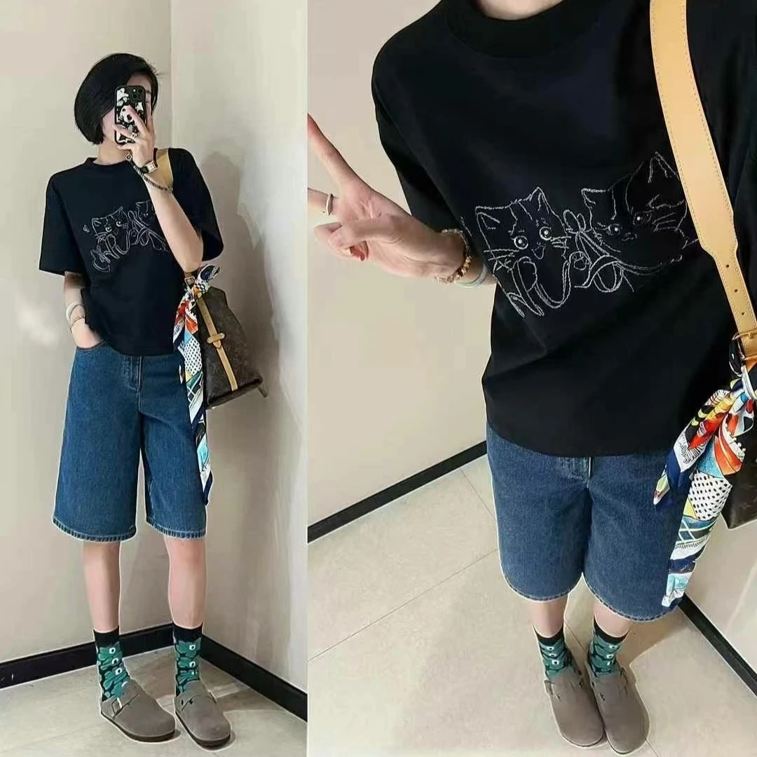 阿玛施AMASS新春夏时尚新款休闲百搭简约印花短袖圆领T恤女530088