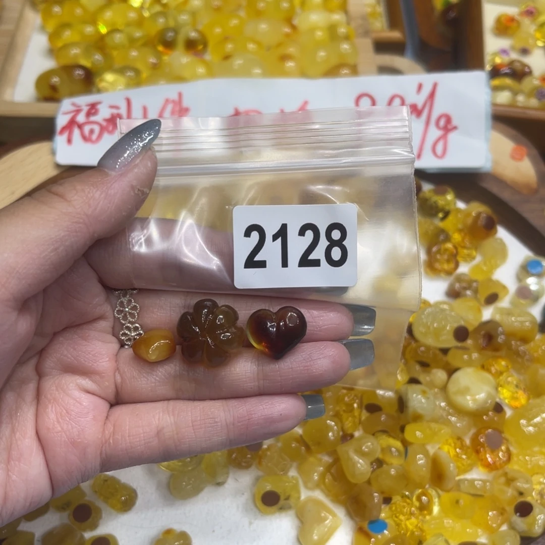 琥珀颈饰未镶嵌亲亲
