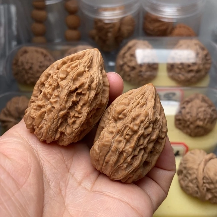 文玩核桃把件㈦****野生