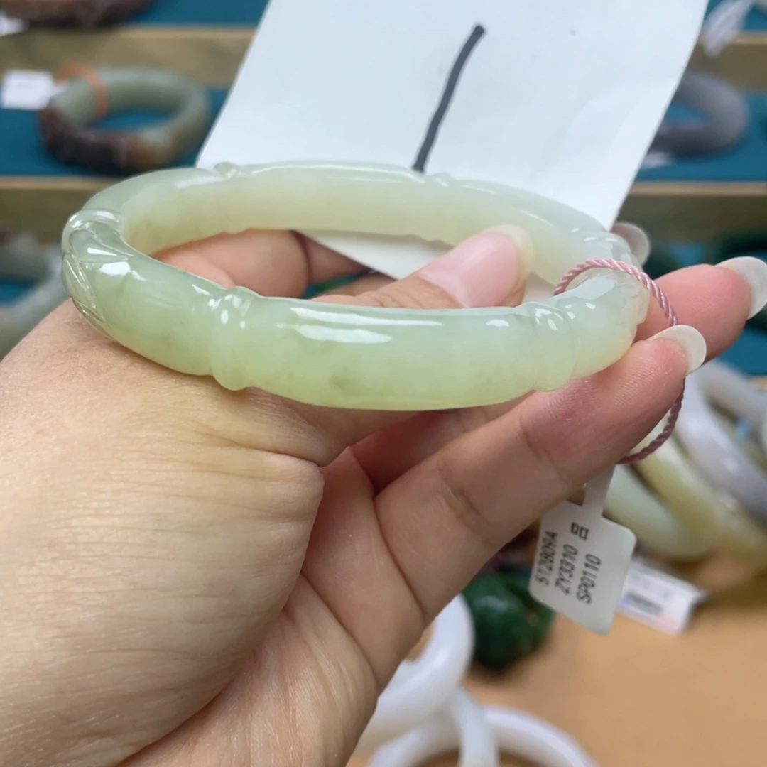未镶嵌手镯和田玉圈口64